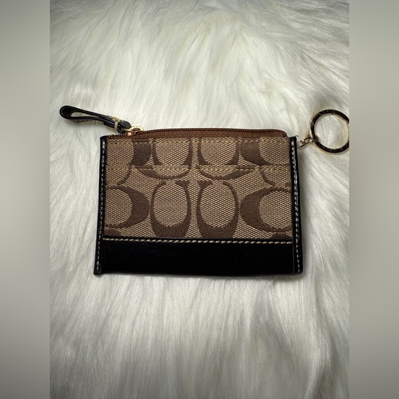COACH Signature Zip Top Coin Purse, Card holder and keychain! - Picture 5 of 11